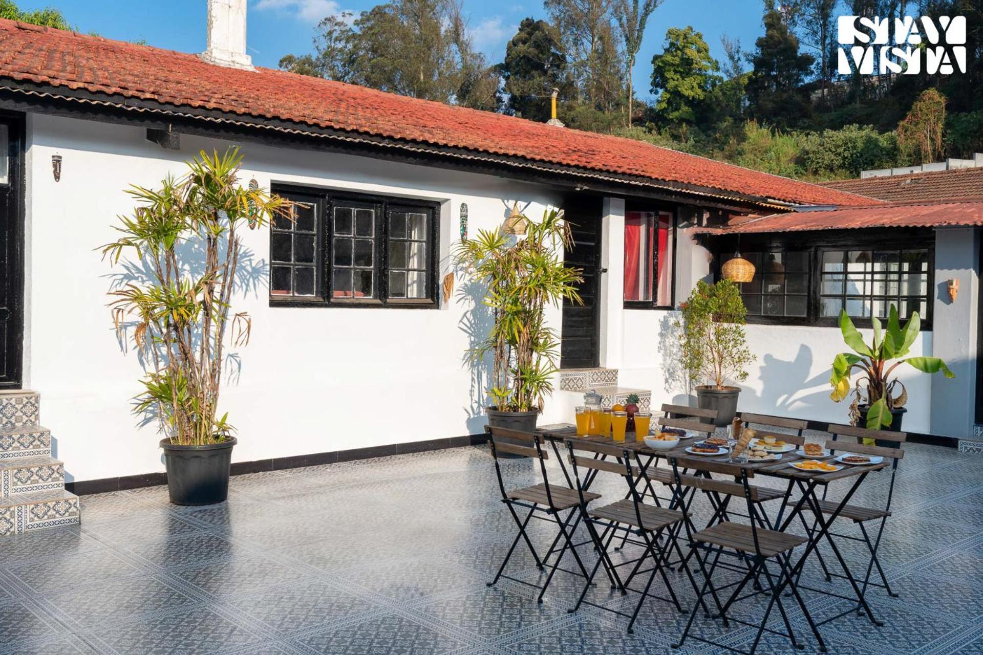 Stayvista At The Alcove With Breakfast & Bbq Grill Udagamandalam Exterior foto